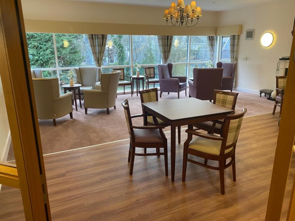 dining-lounge